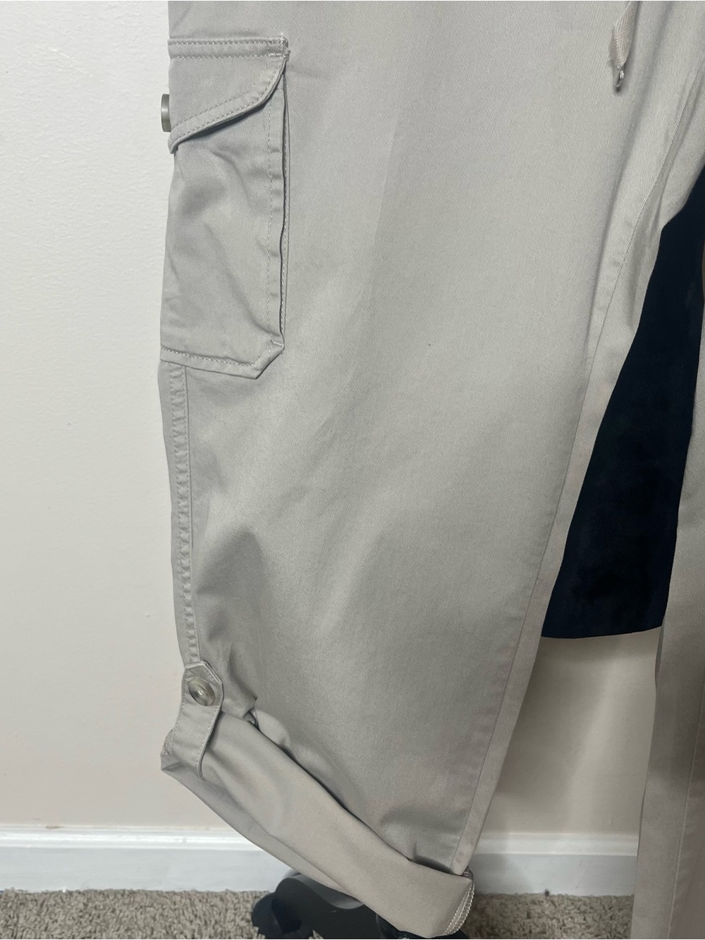 L.L.‎ Bean Women’s Favorite Fit Khaki High Rise Roll Tab Cargo Pants Sz 14 - Picture 7 of 10
